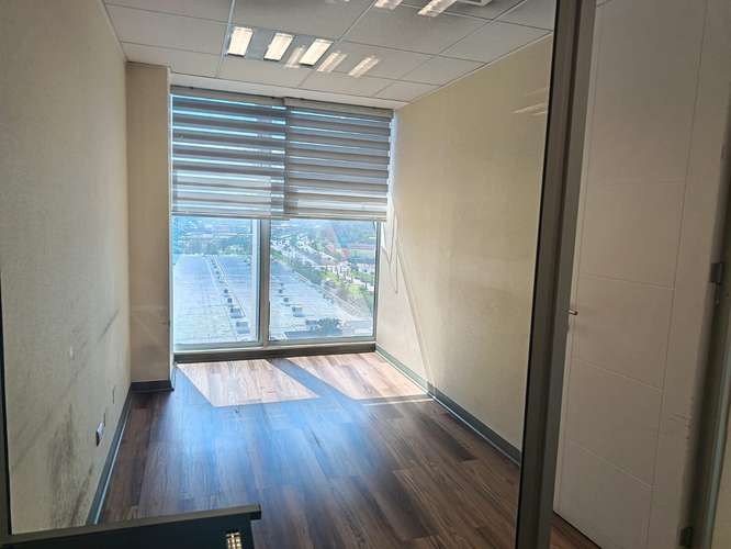 Arriendo Oficina 3P 2B estacionamiento y bodega Metro San Alberto Hurtado.