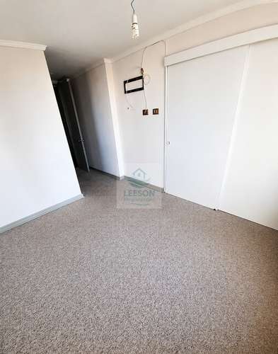 BARRIO INGLES- VENTA DEPTO 3D/2B CON ESTACIONAMIENTO - Imagen 5