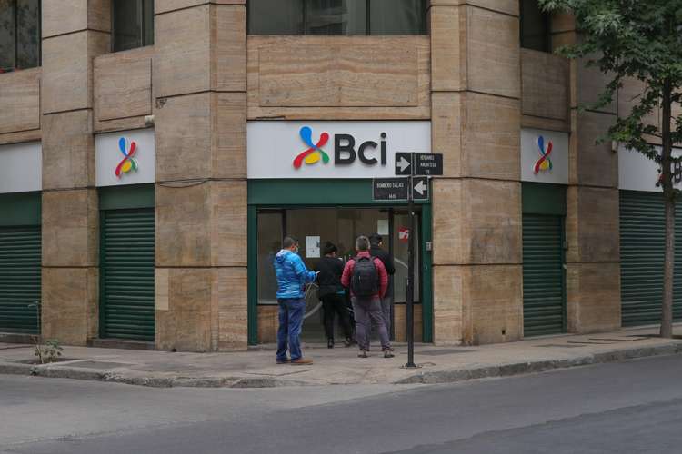 VENTA OFICINA 11HAB 6BA SANTIAGO - Imagen 4