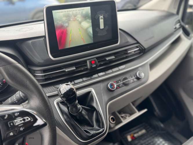 MAXUS V90 2022 - Imagen 8