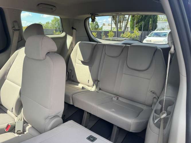 KIA MOTORS GRAND CARNIVAL 2018