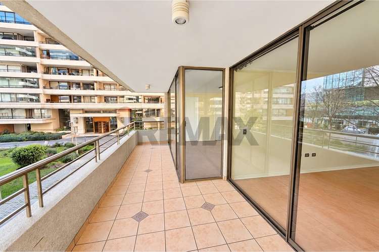 Departamento con hermosa vista - Imagen 9