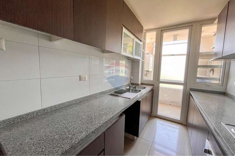 Venta departamento 3d 2b  huechuraba cam. el roble - Imagen 6
