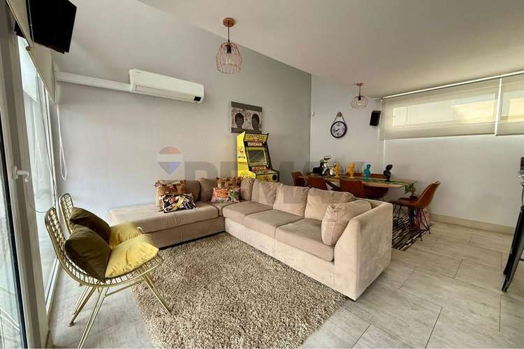 Townhouse 4d-4b-2e juan de dios vial - Imagen 3