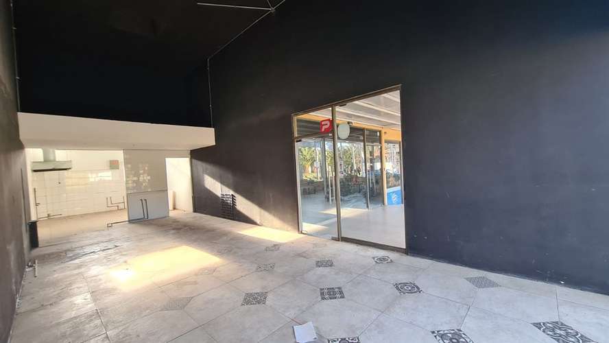 LOCAL COMERCIAL 50% Descto. por los primeros 3 meses, Local 1, Paseo Nogales