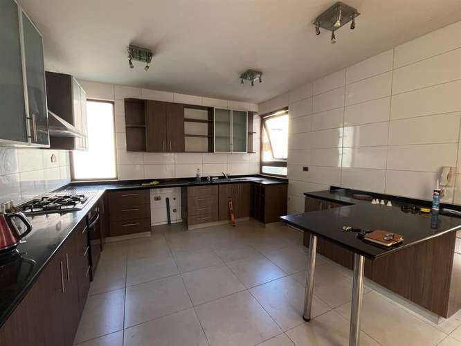 CASA Casa en venta y arriendo Machalí, Condominio Los Cipreses, Recreo