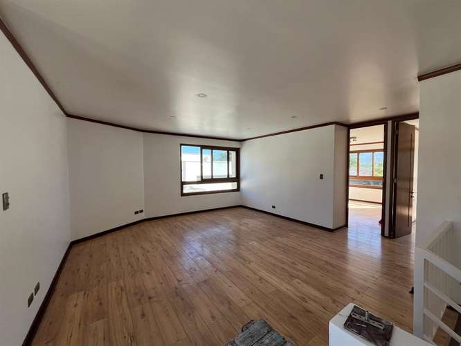 CASA Casa en venta y arriendo Machalí, Condominio Los Cipreses, Recreo