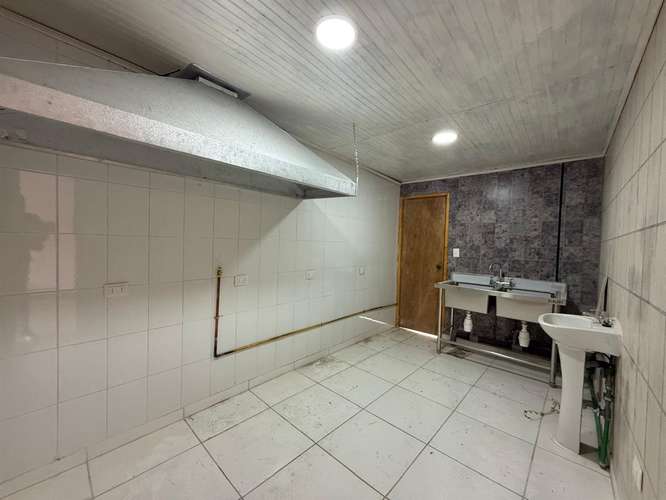 LOCAL COMERCIAL Local Comercial en arriendo La Punta en Mostazal