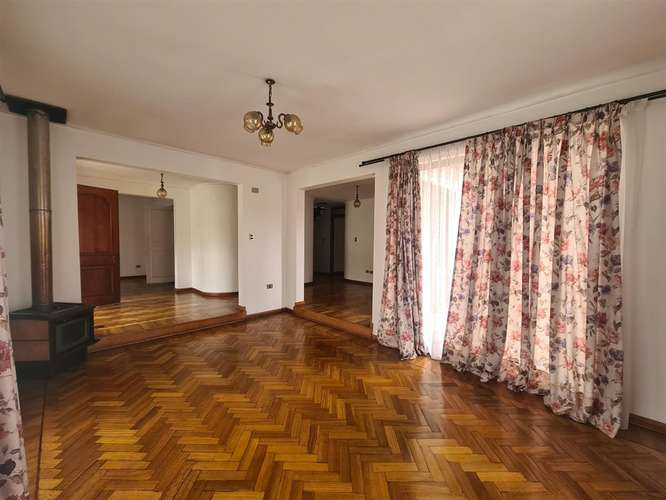 CASA Casa en VENTA o ARRIENDO en Machalí, Rancagua, Condominio Puerta del Alba