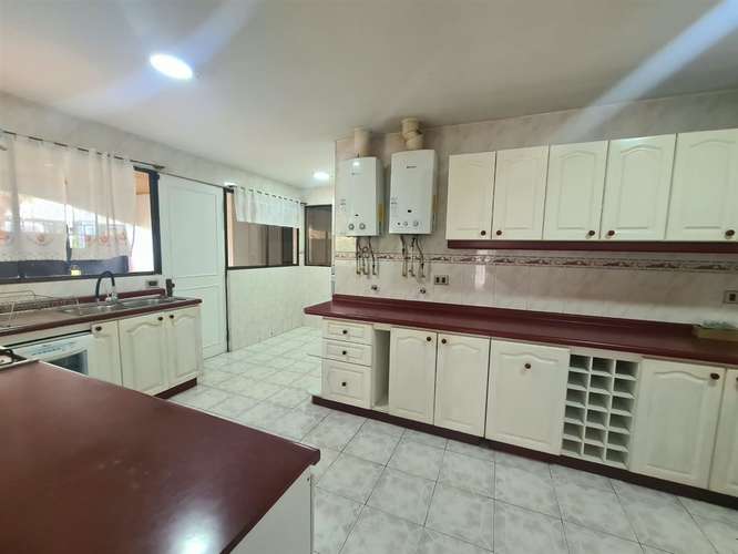 CASA Casa en VENTA o ARRIENDO en Machalí, Rancagua, Condominio Puerta del Alba