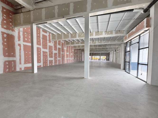 LOCAL COMERCIAL Local Comercial con Subterraneo, exterior SUPER 10, Centro Rancagua