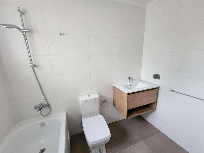 CASA Casa en ARRIENDO Condominio Bosques de Nogales, Machalí