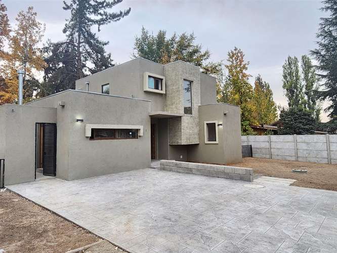 CASA Casa en ARRIENDO Condominio Bosques de Nogales, Machalí