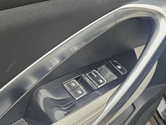 Chevrolet Captiva 1.5 Premier Mt 2023 - Imagen 18