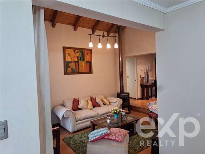 Casa en venta de 4 dormitorios, 3 baños, piscina en Machalí - Imagen 8