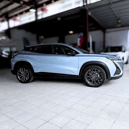 Changan UNI-T LUXURY TURBO 1.5 AUT (2023) - Imagen 4
