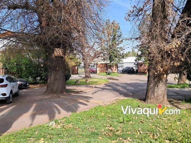 Casa en arriendo de 5 dorm. en La Reina - Imagen 14