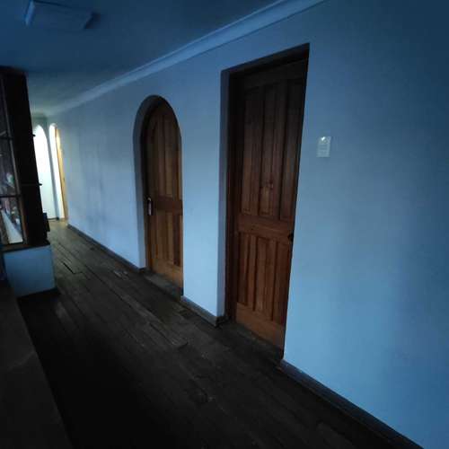 Moderna Casa con Excelente Conectividad (186848) - Imagen 2