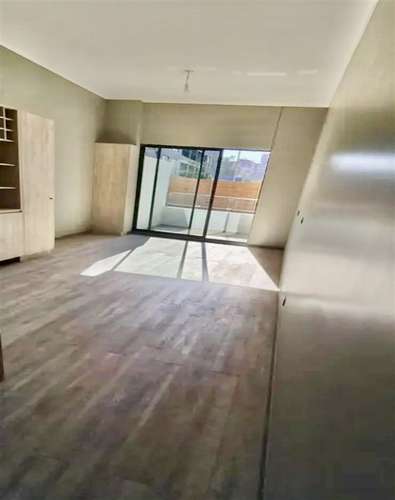 Estudio nuevo concepto abierto, con E, se acepta mascotas - Imagen 5