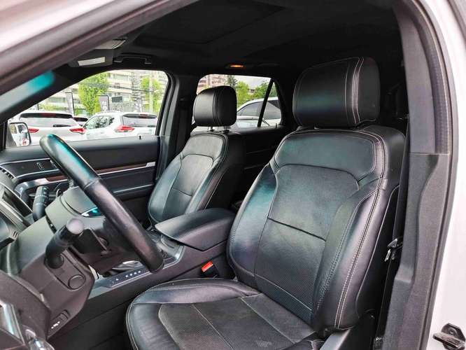 FORD EXPLORER 2017
