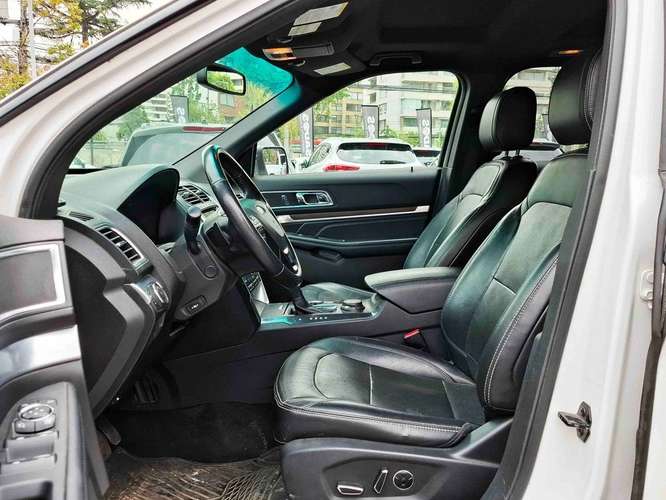 FORD EXPLORER 2017