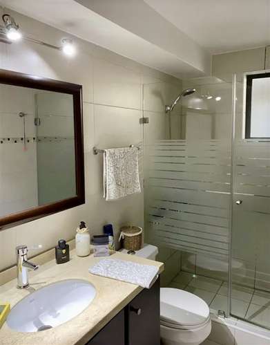 En condominio seguro y remodelada, 4D, 3B+serv, impecable - Imagen 16