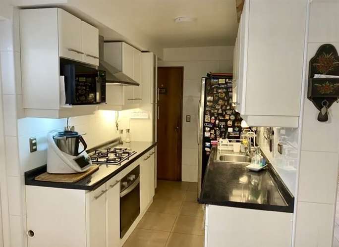 En condominio seguro y remodelada, 4D, 3B+serv, impecable - Imagen 9