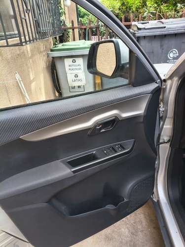 Mahindra KUV100 2021 | Único Dueño | Excelente Estado | 71.000 KM - Imagen 7