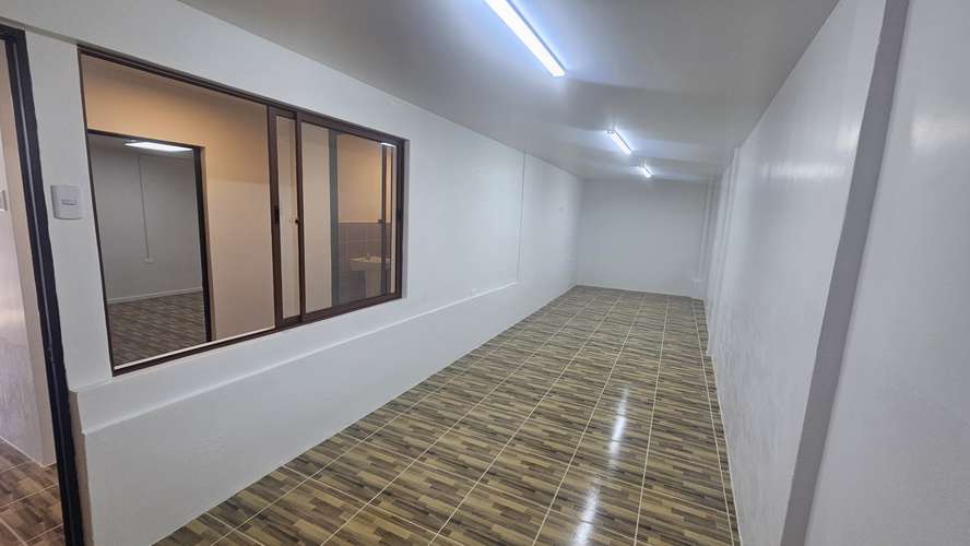Local Comercial Remodelado Agustín Edwards con Tucapel