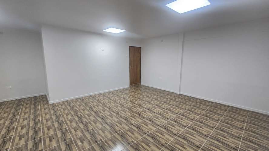 Local Comercial Remodelado Agustín Edwards con Tucapel