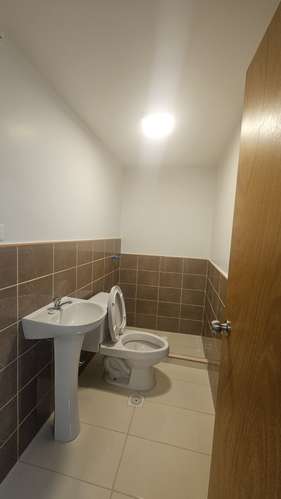 Local Comercial Remodelado Agustín Edwards con Tucapel