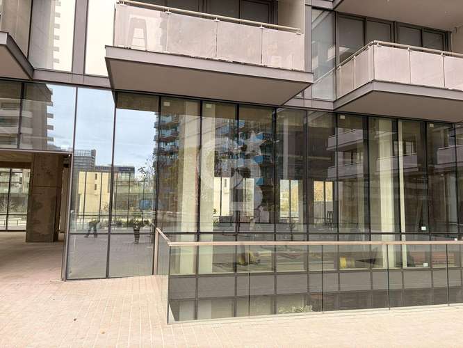 Local de 270 m2 en primer piso en Boulevard Kennedy