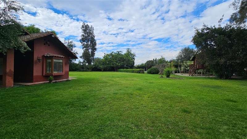 Parcela en arriendo en Colina