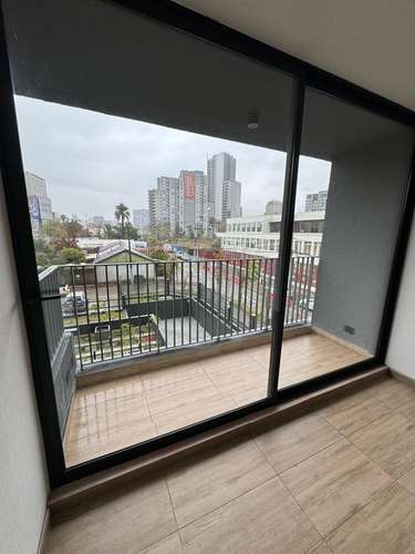 Arriendo dpto 1D1B+BODEGA Mall Plaza Vespucio, Metro Cerca