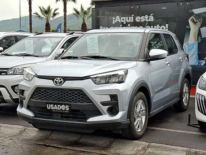 TOYOTA RAIZE 2025