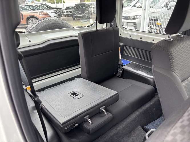 SUZUKI JIMNY 2025