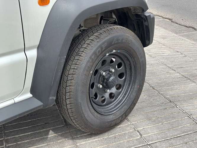 SUZUKI JIMNY 2025
