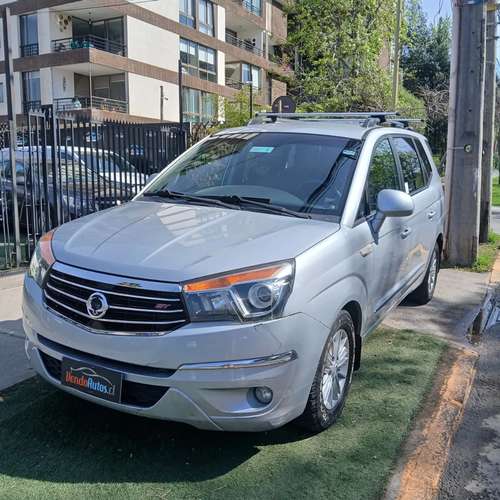 SsangYong stavic   2.0 2018 diesel - Imagen 5