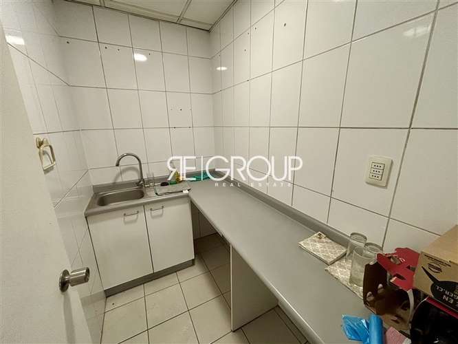 Oficina 4 privados en el Barrio El Golf - Imagen 21