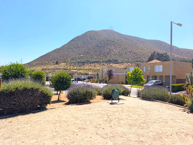 Se Vende Terreno Urbanizado en Condominio Umbrales, San Joaquín, La Serena