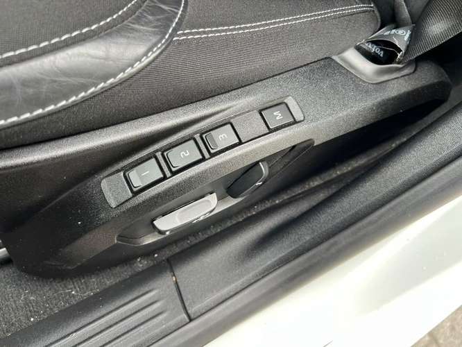 VOLVO V40 2.0 T AUT - 2020 | 5066 - Imagen 18
