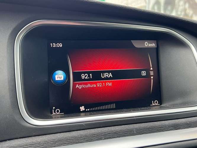 VOLVO V40 2.0 T AUT - 2020 | 5066 - Imagen 13