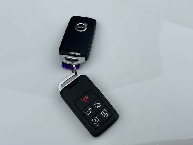 VOLVO V40 2.0 T AUT - 2020 | 5066 - Imagen 8
