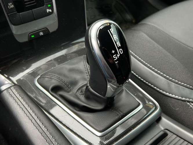 VOLVO V40 2.0 T AUT - 2020 | 5066 - Imagen 11