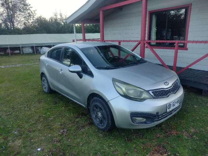 Kia rio 2014