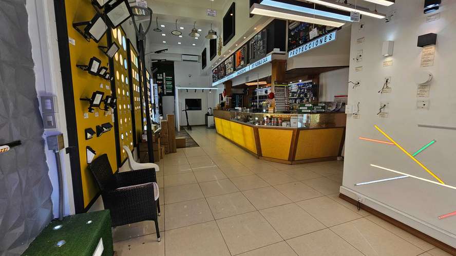 Se arrienda local comercial amplio y nuevo (87340) - Imagen 5