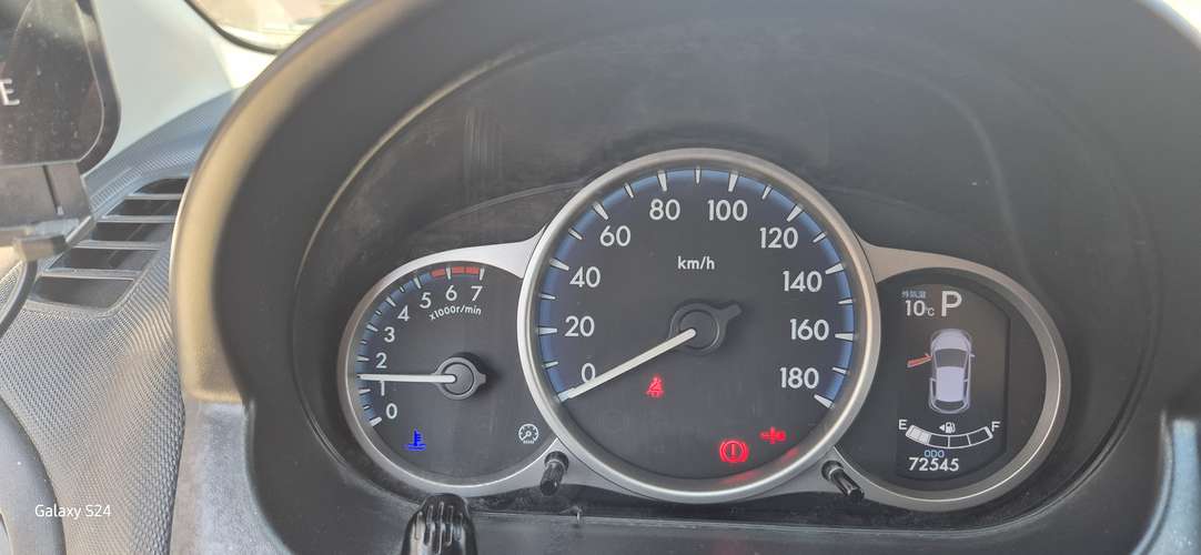 Venta de vehículo Demio 1.3 año 2012