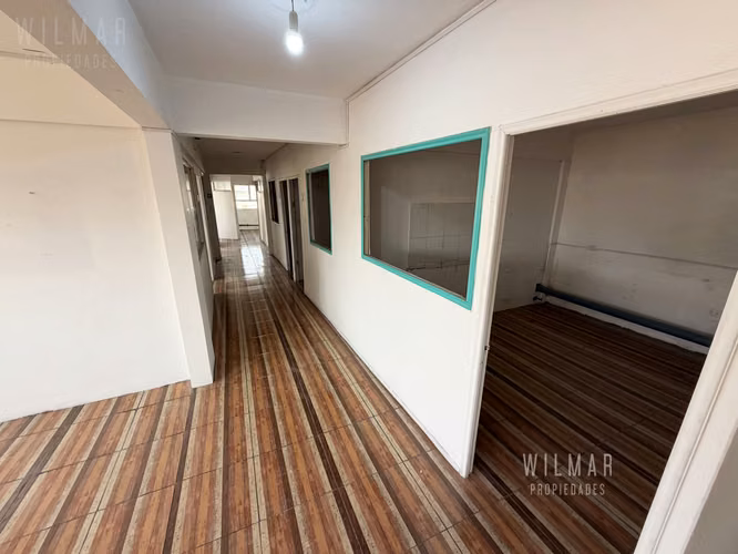 Edificio Comercial Planta Libre + 17 Box/oficinas