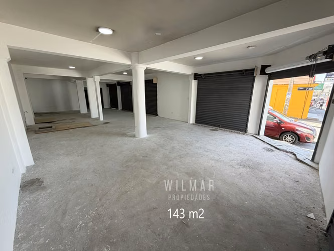 Edificio Comercial Planta Libre + 17 Box/oficinas