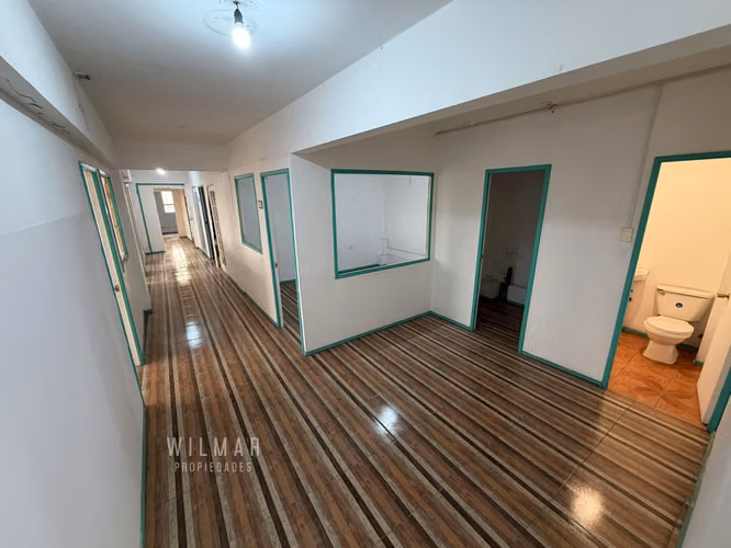 Edificio Comercial Planta Libre + 17 Box/oficinas